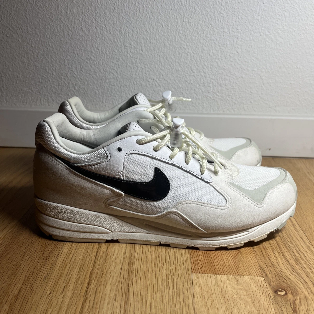 Nike fog skylon white sale
