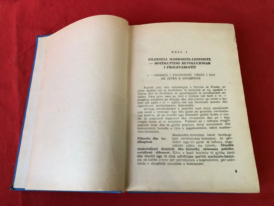 OLD ALBANIAN BOOK YEAR 1971 MATERIALIZMI DIALEKTIK DHE HISTORIK #1001 - Image 3 of 4