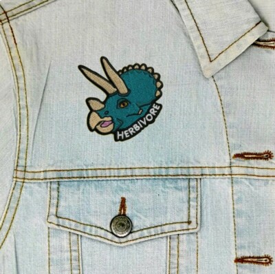 Buy Veggiesaurus - Vegetarian / Vegan Dino Iron On Patch Online In - Foto 9