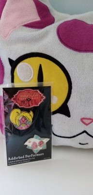 Ultra Rare Pin Addicted, Sherry Bomb and Angel Dust Emaille Pin, official, limitiert