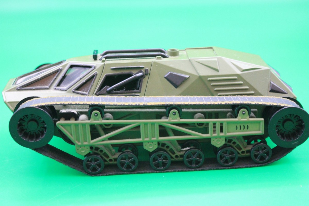 ワイルドスピード RIPSOW jadatoys Jada Toys Fast & Furious 8 Diecast Ripsaw Vehicle 1:24 -No Top Gun