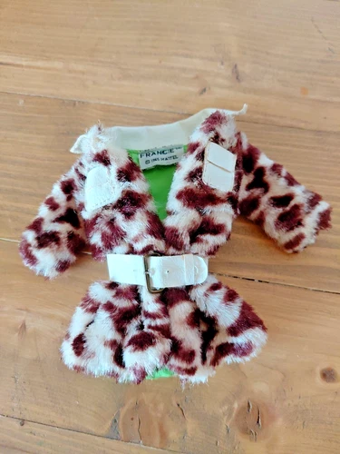 VINTAGE BARBIE FRANCINE OUTFIT #1240 PONY COAT ONLY!!  1965