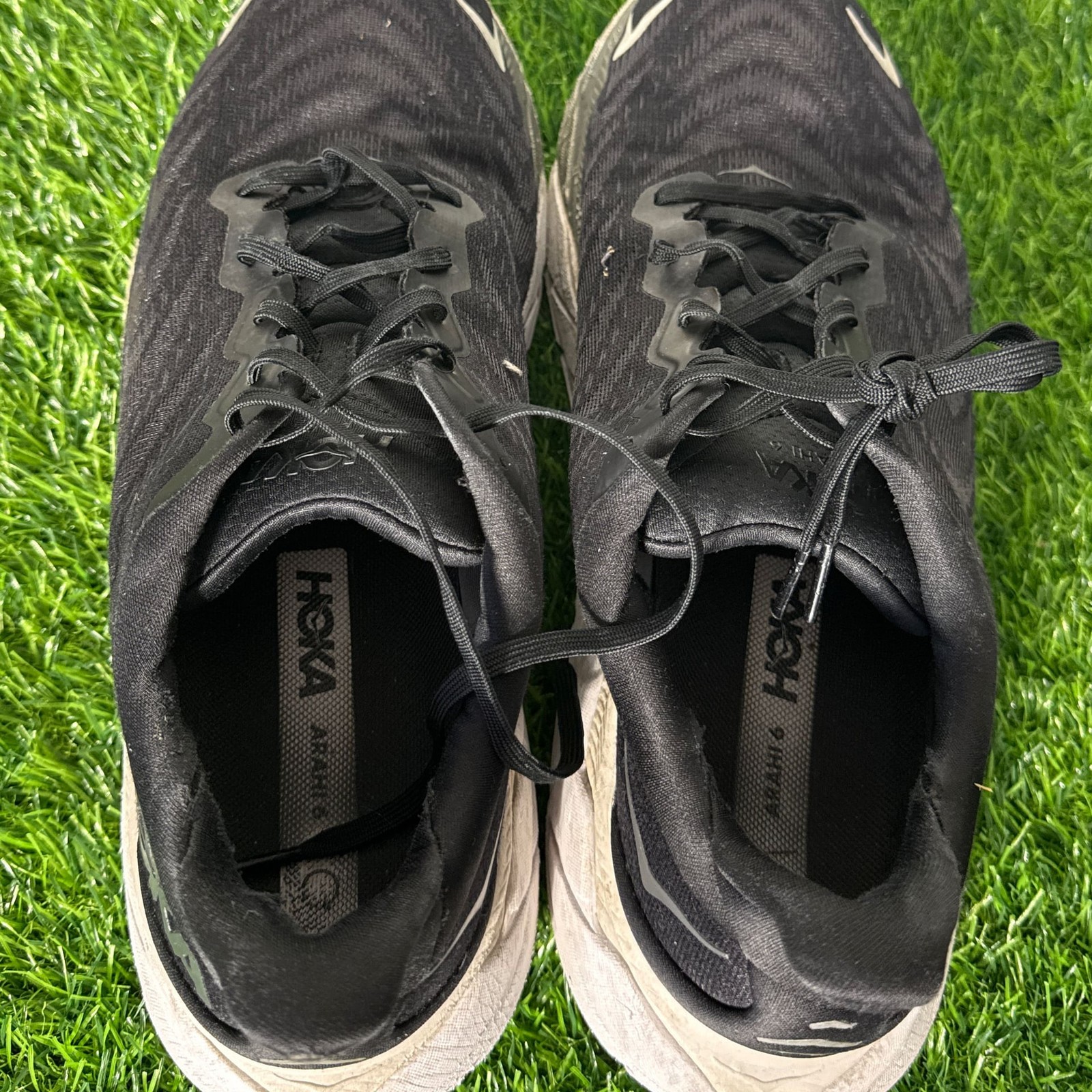 HOKA Arahi 6 Black and White Running Shoes thumbnail 9