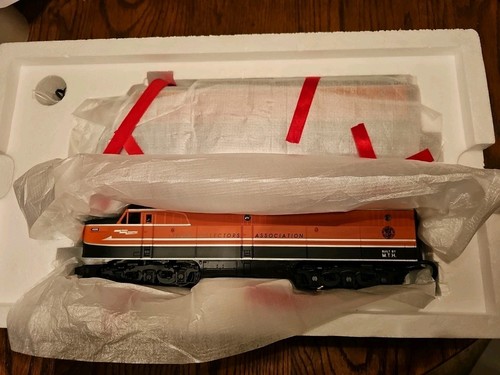 Santa Fe O Scale Premier Alco PA A Unit Diesel Engine w/Proto-Sound 3.0 (Hi-Rail Wheels) | MTH Trains