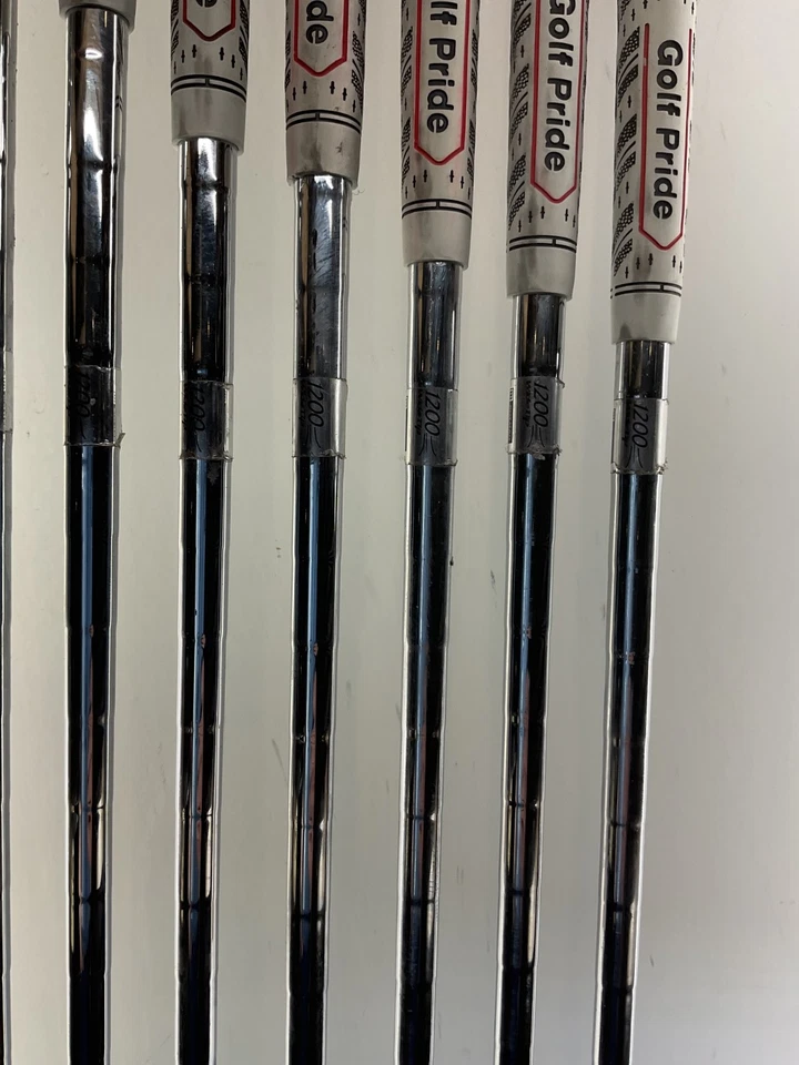 Wilson 1200 Wide Tip Oversize Golf Irons - Image 3 of 4