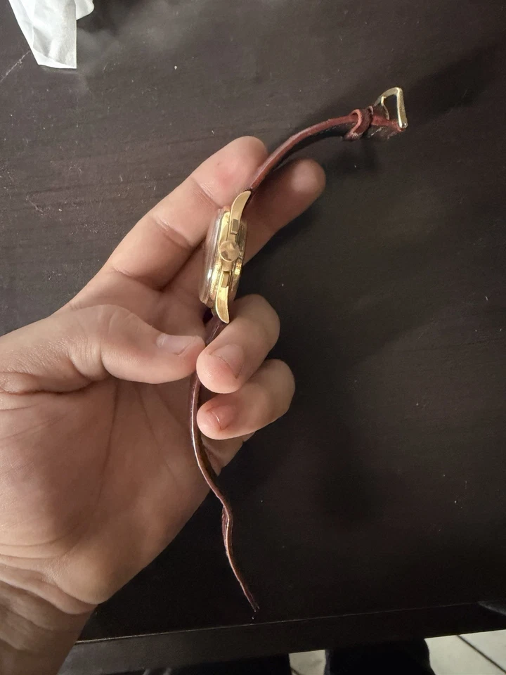 Vintage Chronographe Suisse Antimagnetic 17 Jewels 18K Gold Men's - Image 2 of 4