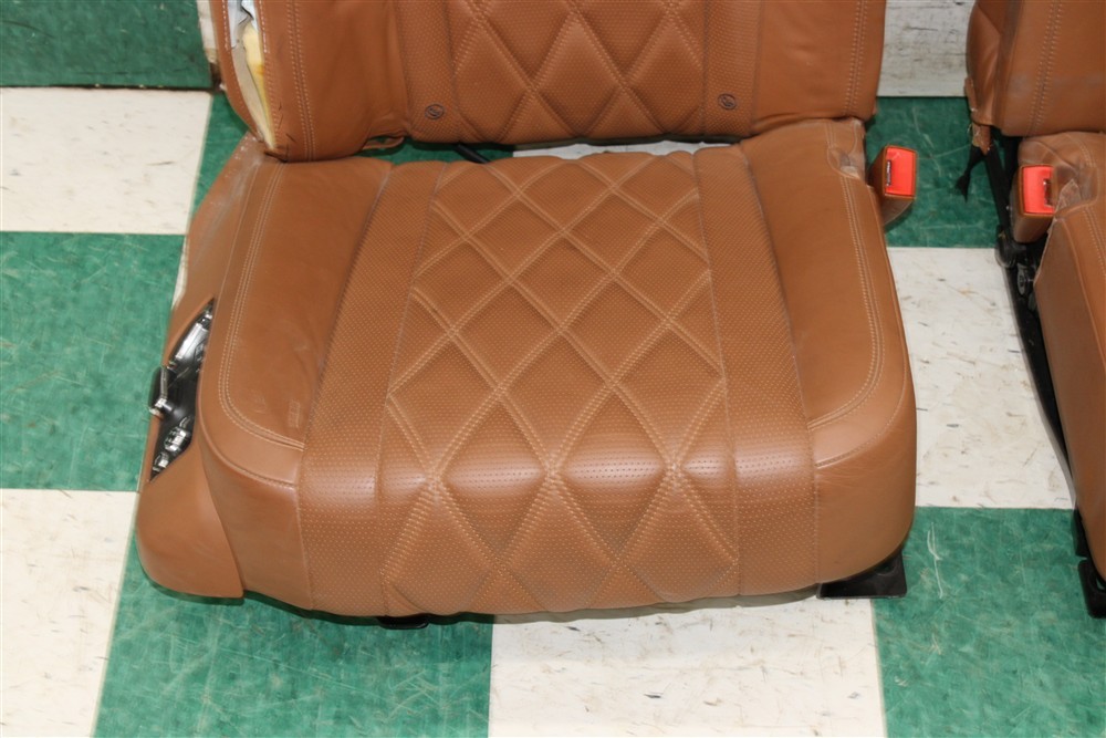 *NOTES* 15' Flying Spur Sedan Leather Power Heat Cool Buckets Backseat Seats Set
