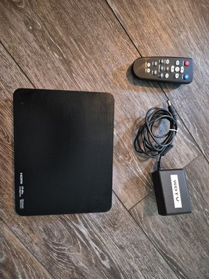 Western Digital WD TV Live Hub Media Center, 1 Remote, and 1 Power Adapter