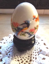 Collectable AVON Egg Perfume Pot  Empty but the fragrance remains