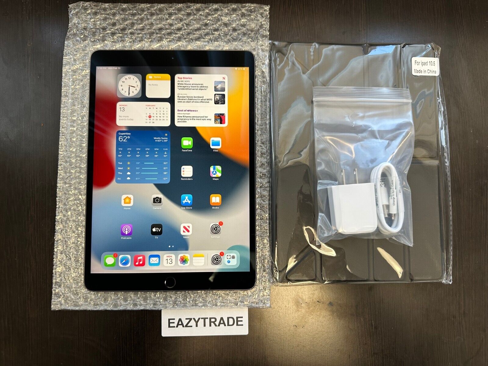 iPad Air (2019) 3e génération 64 Go 10.5 - WiFi + 4G