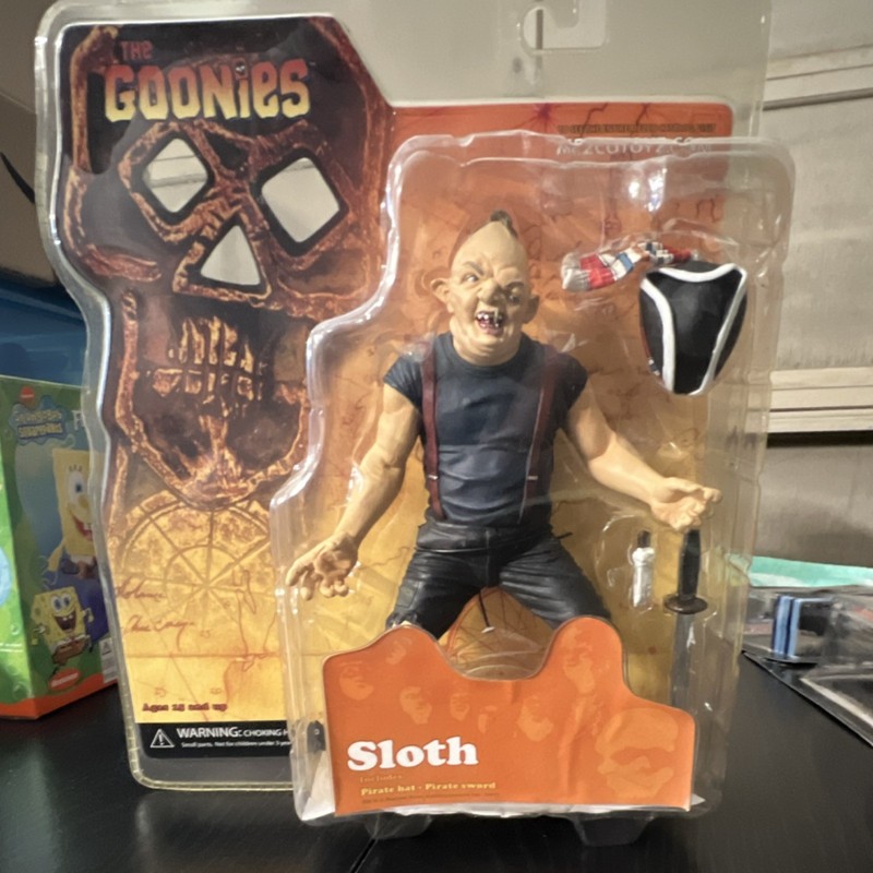 Mezco The Goonies Sloth Figure Pirate Hat Sword Original Packaging