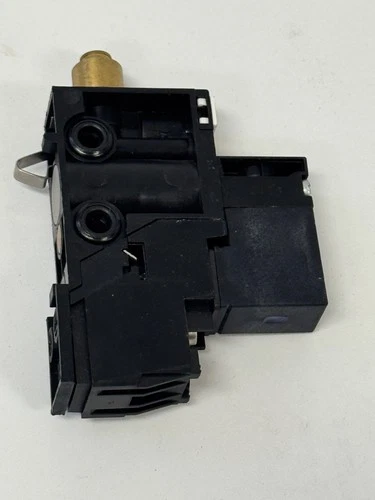 Used Mint Parker PS1-E12 / P2E-KS31F Solenoid Valve pilot