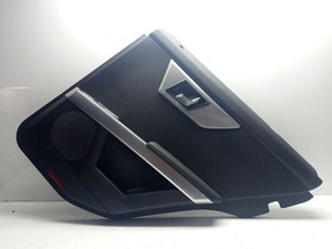 A2047300200 TÜRVERKLEIDUNG HINTEN RECHTS / A2045408110 / 878959 FÜR MERCEDES-BEN