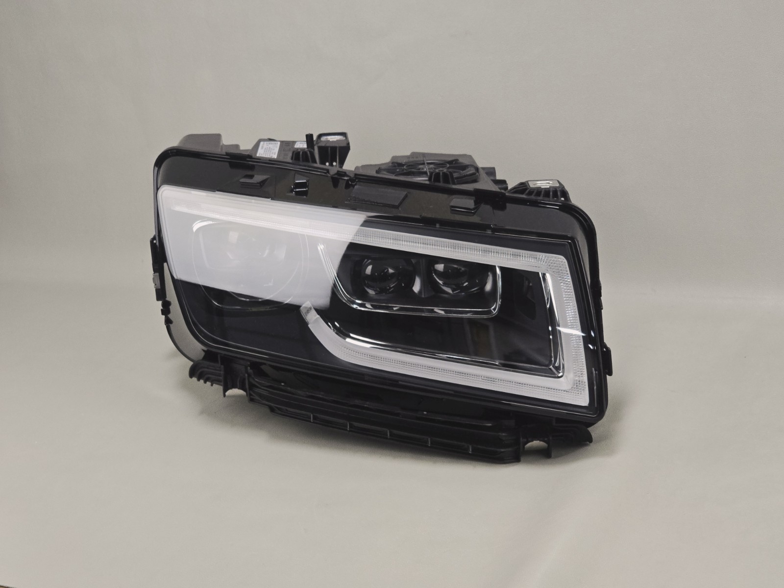 2021-2024 Rolls Royce Ghost Laser Headlight Right Passenger Side COMPLETE 