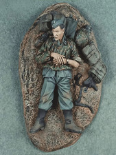 1/35 Scale WWII German Soldier Resting Resin Model Figure on Ground Base