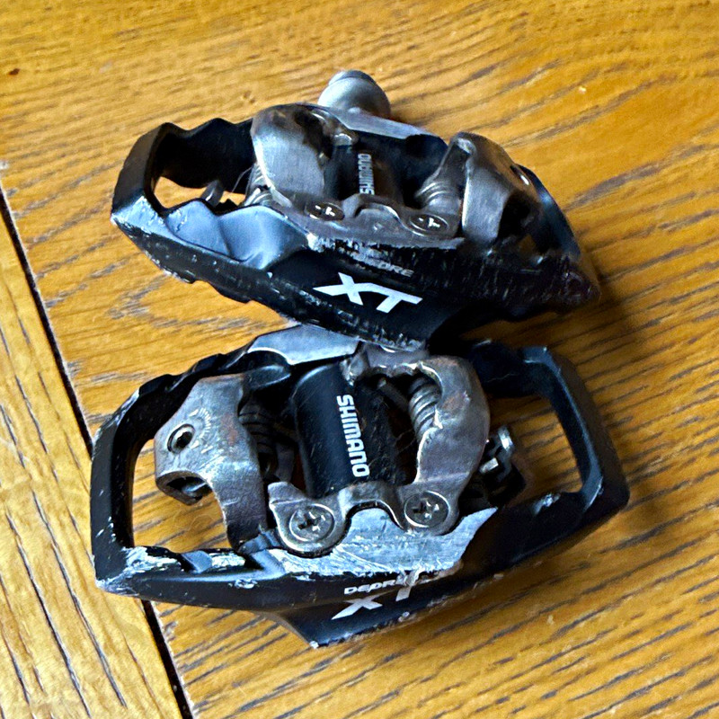 Shimano Deore XT PD-M8020 SPD Clipless MTB Pedals Pair Black/Silver Alloy