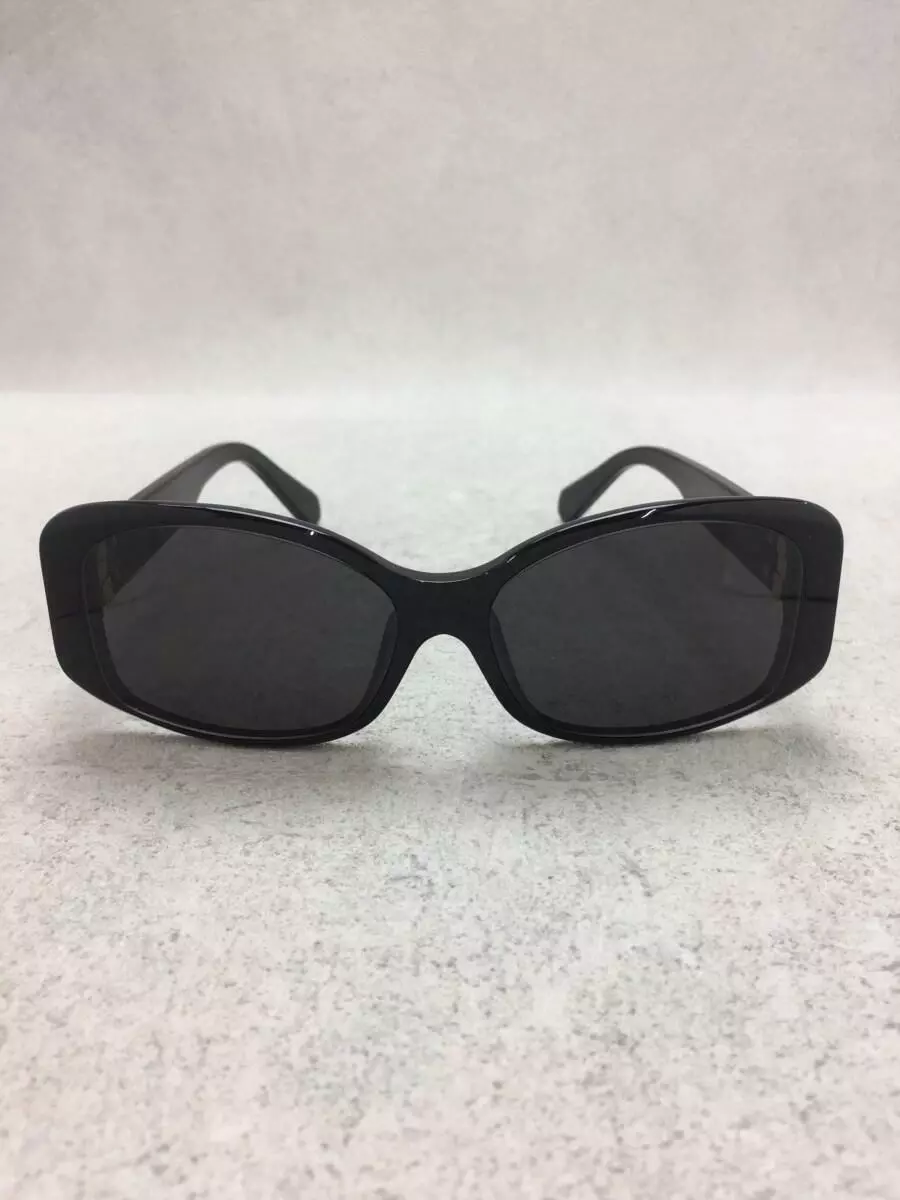 Louis Vuitton, Black oval sunglasses - Unique Designer Pieces