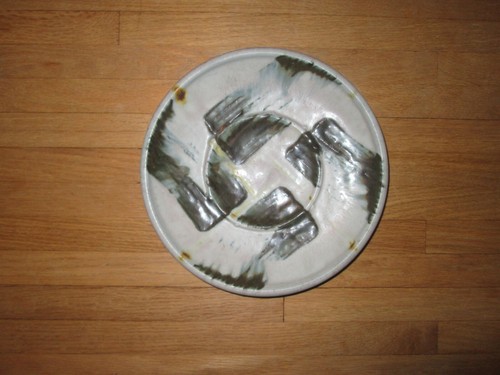   Alan WILLOUGHBY Studio Art Pottery Abstract Geometric 10 Plate Shallow Bowl - Picture 1 of 3