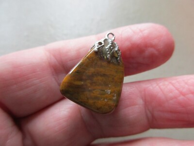 HÜBSCHER VINTAGE SILBERFARBENER TIGERAUGE POLIERTER STEIN KRISTALL ANHÄNGER CHARM ANHÄNGER