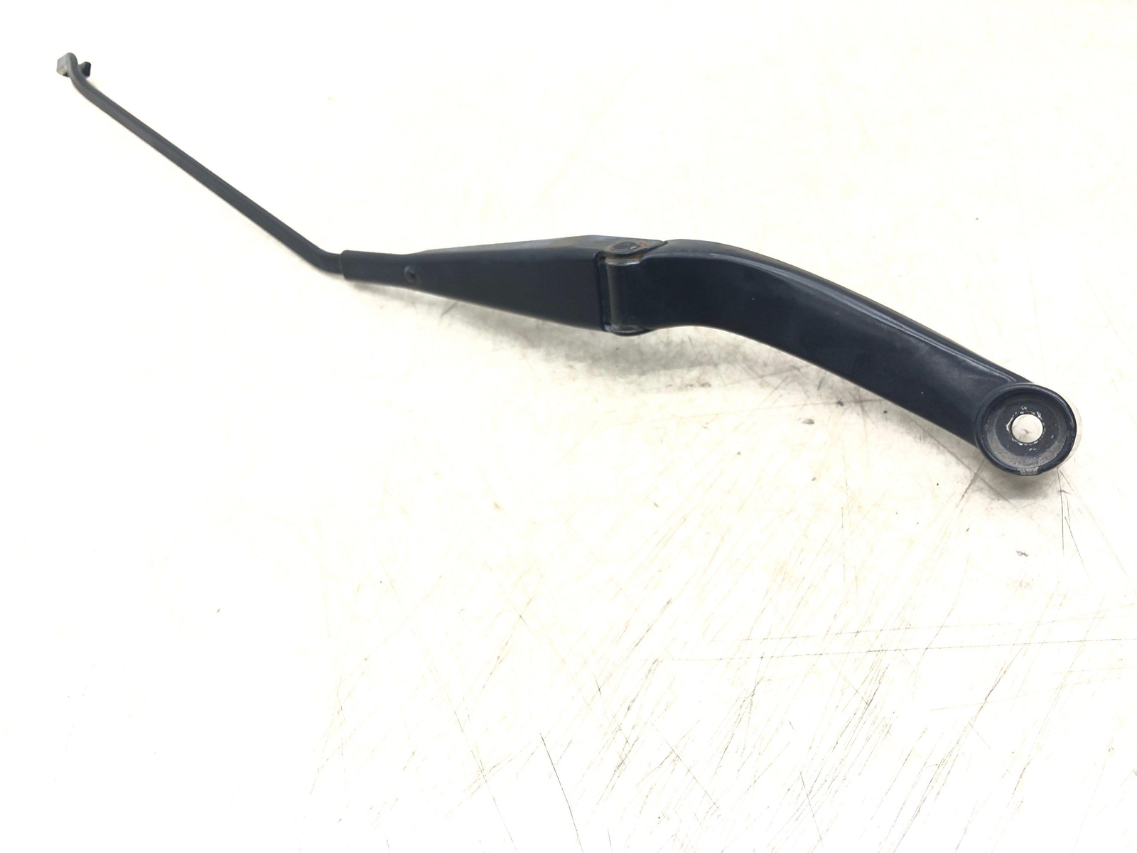 ASTON MARTIN RAPIDE FRONT WINDSHIELD WIPER ARM SET OEM