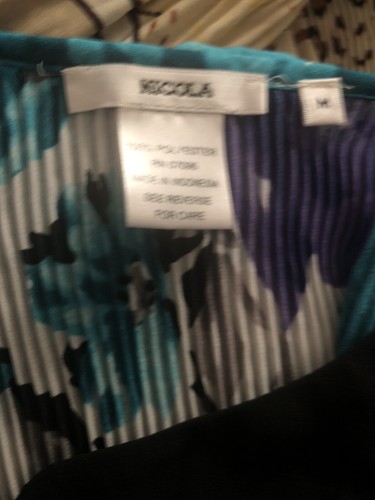 Lot of 2 -NICOLA Multicolor ACCORDION PLEATED BLOUSE TOPS Women’s SIZE M - Picture 12 of 12