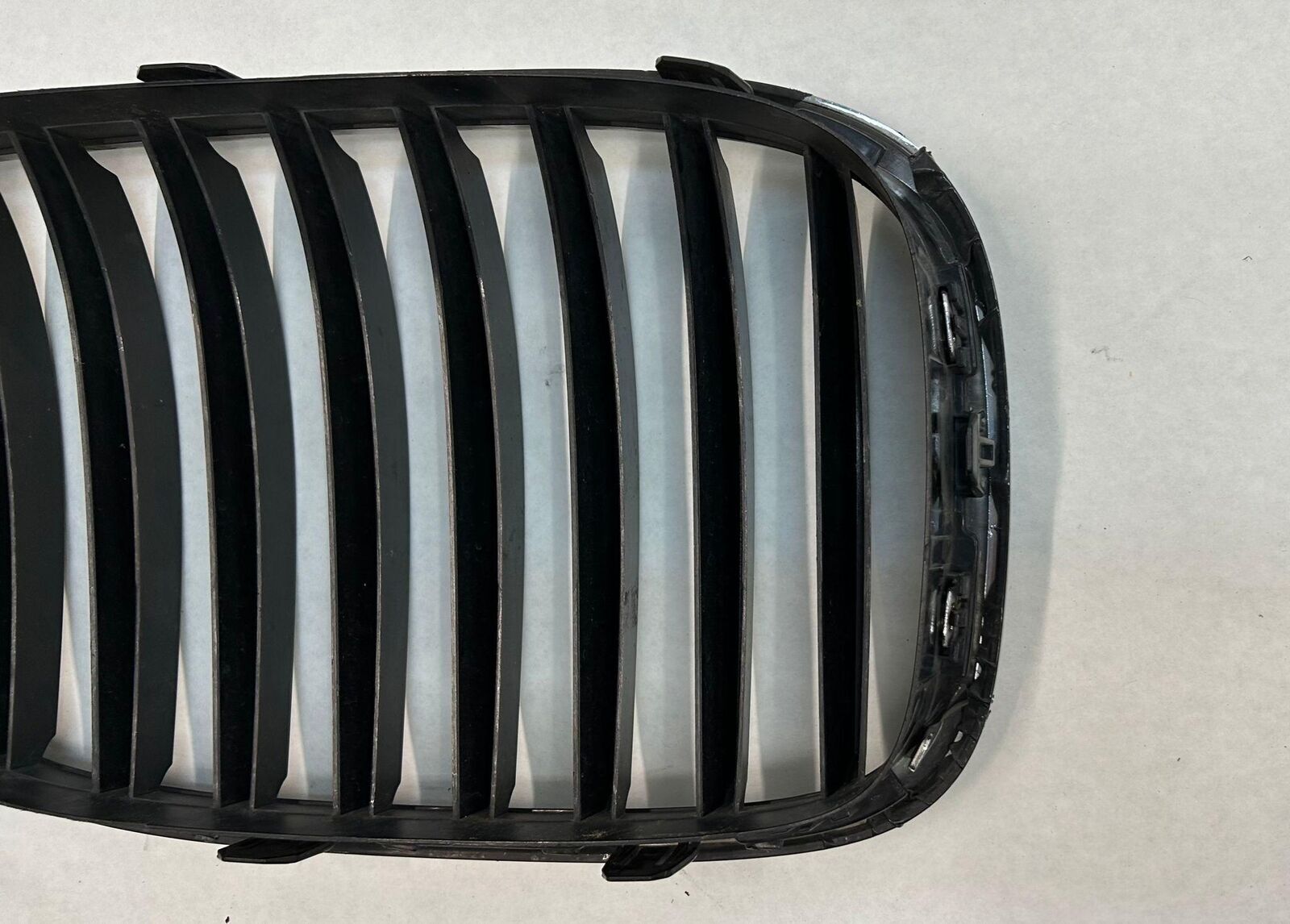 BMW 750 Series Left LH Side Upper Grille 2013 2014 2015 Black OEM