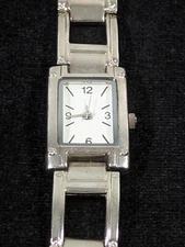 Womans White Dial Silver Tone Rectangle Case Link Band Watch 7.25 Inch