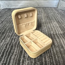 Portable Jewelry Box Organizer Leather Beige Ornaments Case Travel Storage