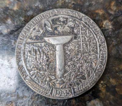 1935 NEW YORK HERALD TRIBUNE YARD AND GARDEN COMPETITION Medallion Medal