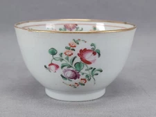 British New Hall Pattern 195 Hand Painted Floral & Gold Tea Bowl C. 1790