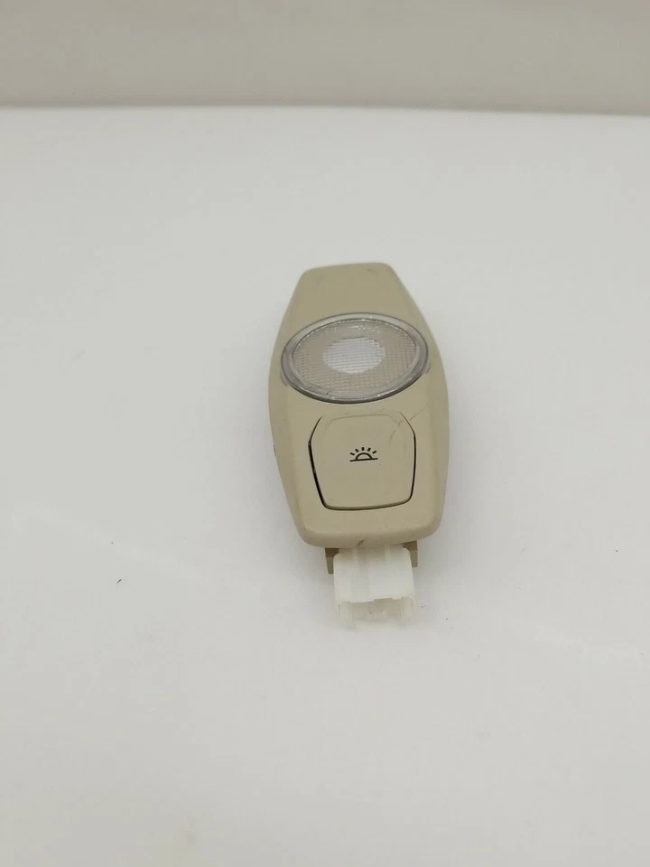 Ford Fusion 2017-2020 OEM techo interior trasero cúpula luz de lectura lámpara OEM Foto 2 de 4