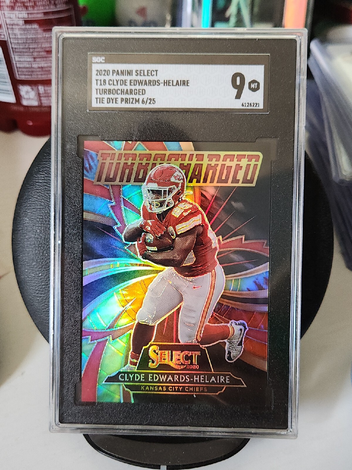 Clyde Edwards-Helaire Panini Select Turbocharged #T18 Tie-Dye Prizm