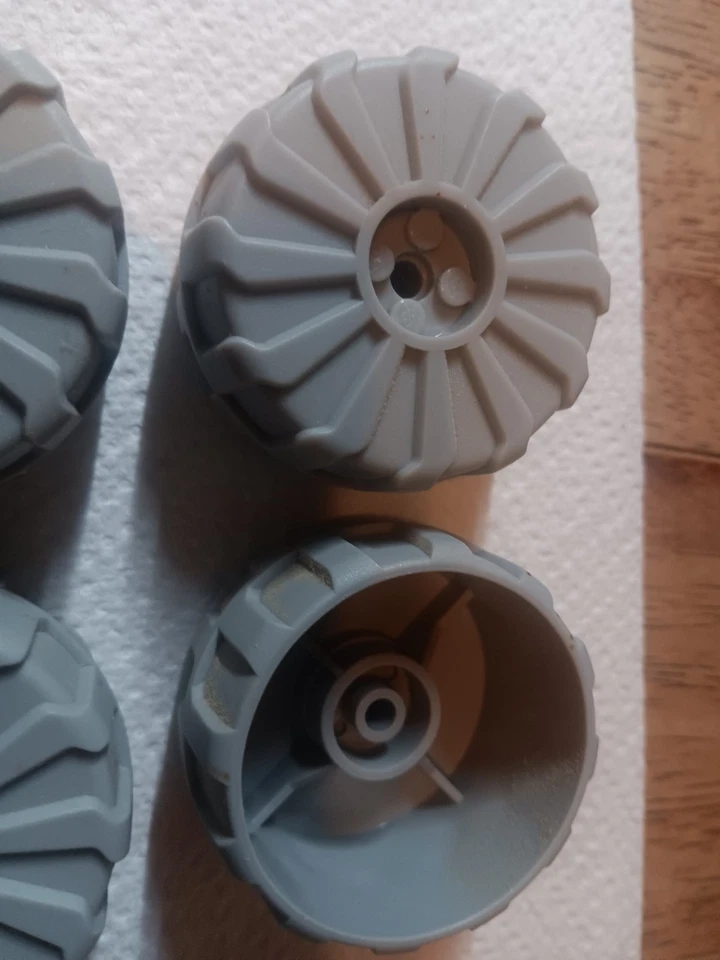 M Lego Lot 4 Old Light Gray Large Plastic Wheel 2515 54mm x 30mm 10019 - Image 2 of 3