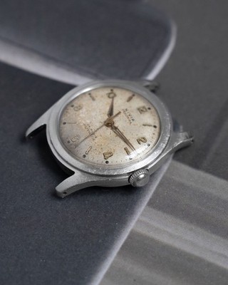 Nivia Precision, Military Style 33mm Edelstahlgehäuse, Automatik