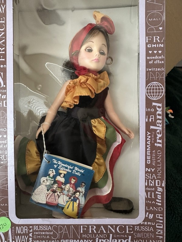 The Wonderful World Of Effanbee Dolls International - Brazil