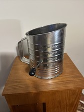 Stainless Steel 5 Cup Flour Sifter W/ Beechwood Crank Handle Baking Tool Antique
