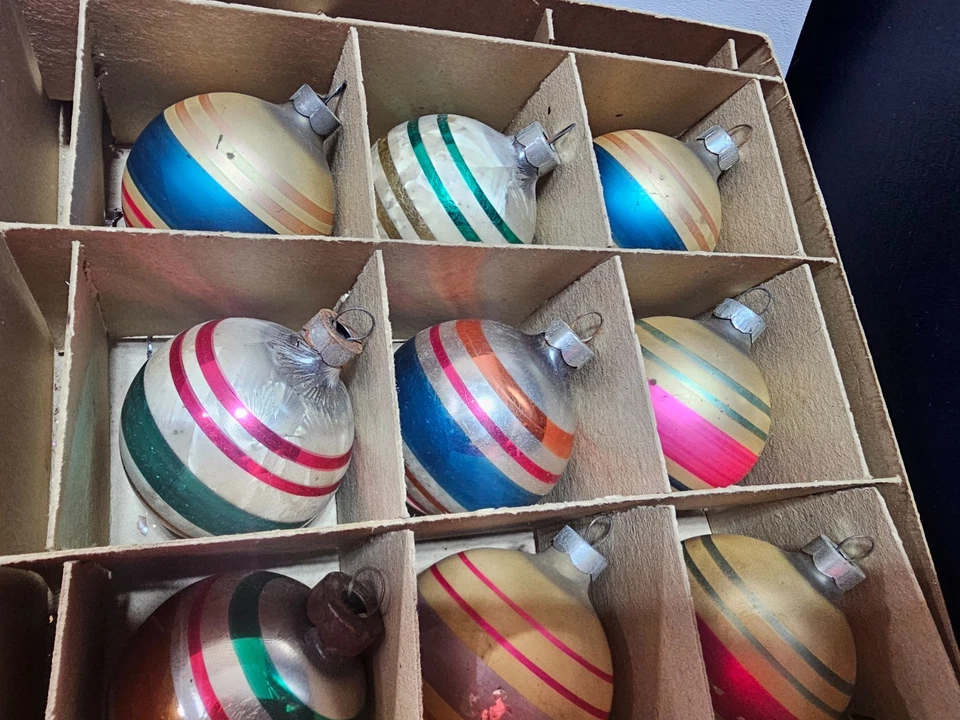 CAJA ADORNO NAVIDAD VINTAGE BRILLANTE BRITE George Franke hijos rayas 2" Foto 4 de 4