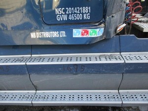 For 2002 FREIGHTLINER FLD120 SIDE FAIRING Left 2482734