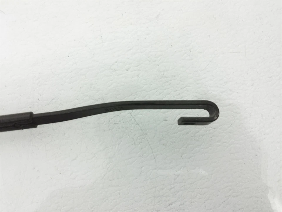 Brazo limpiaparabrisas conductor izquierdo Lexus Rc350 2015-2019 85221-24170 fabricante original Foto 2 de 4