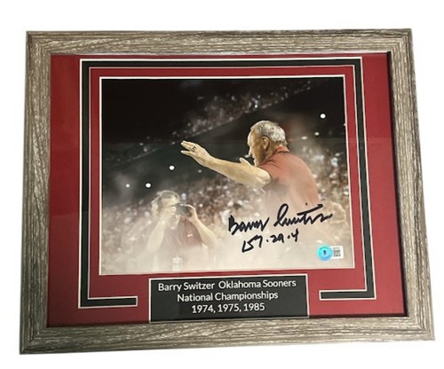 Barry Switzer Signed Framed Photo Inscribed 157-29-4 (Beckett) - Picture 4 of 6
