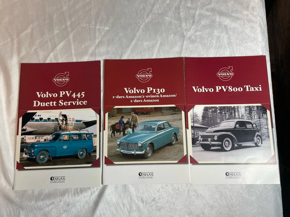 Volvo Classic Car Booklets x16 + Binder – Atlas Editions Collector Set - Image 2 of 4