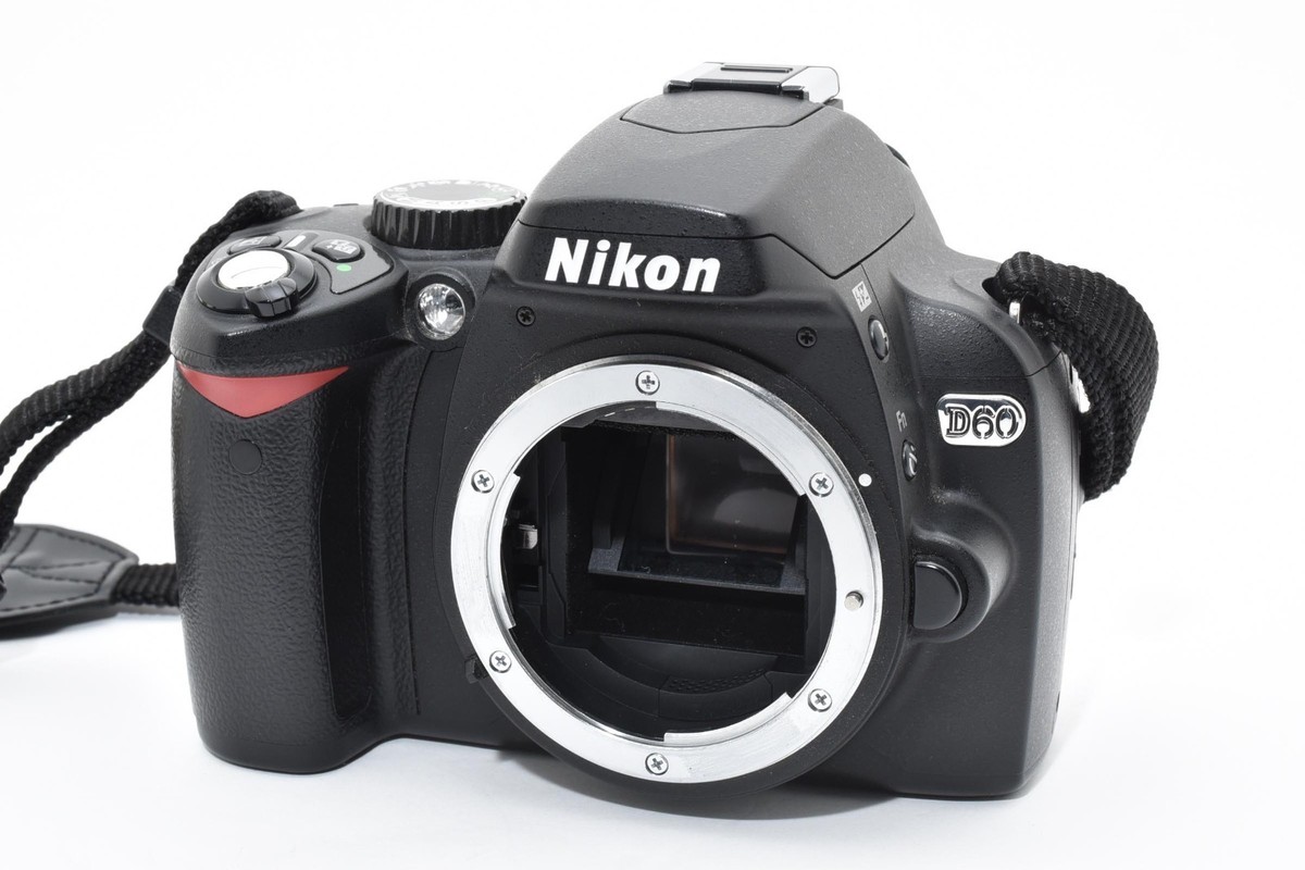 Nikon D60 10.2MP Digital SLR Camer Black body Shutter Count 10891