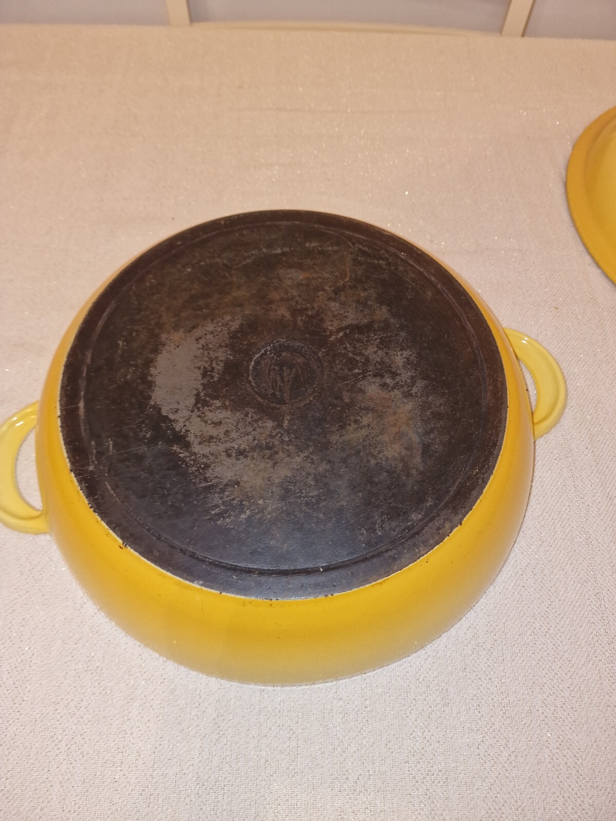 Le Creuset Yellow Shallow Casserole Dish & Lid Size 30 eBay