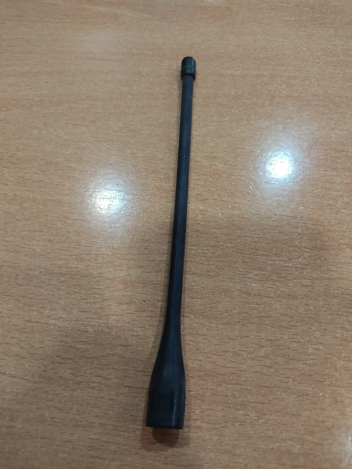 FA-S27U ICOM Antena Portátil Helicoidal UHF 400-470 MHz - Imagen 4 de 4