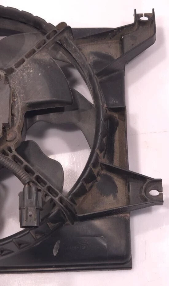 2006-2011 HYUNDAI ACCENT ЭЛЕКТРИЧЕСКИЙ РАДИАТОР ВЕНТИЛЯТОР В СБОРЕ ПОДЛИННЫЙ OEM Б/У ДЕТАЛЬ. - Изображение 4 из 4