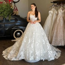Exquisite Lace Applique Wedding Dresses Sweetheart Sleeveless Ball Bridal Gowns