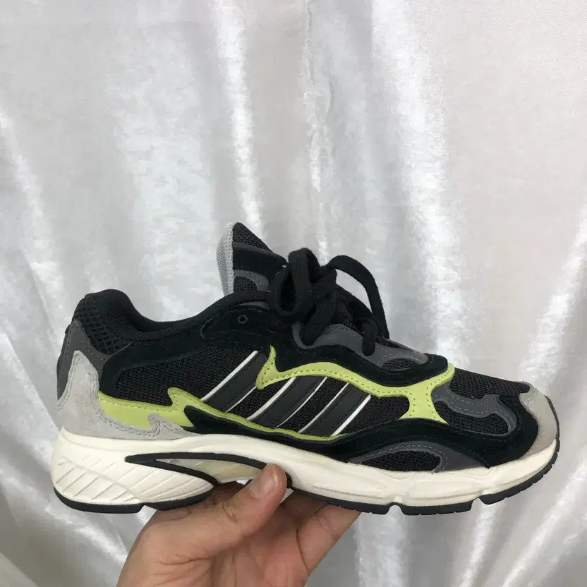 Adidas Tempo Run Core Black Sneakers Size 225 thumbnail 3