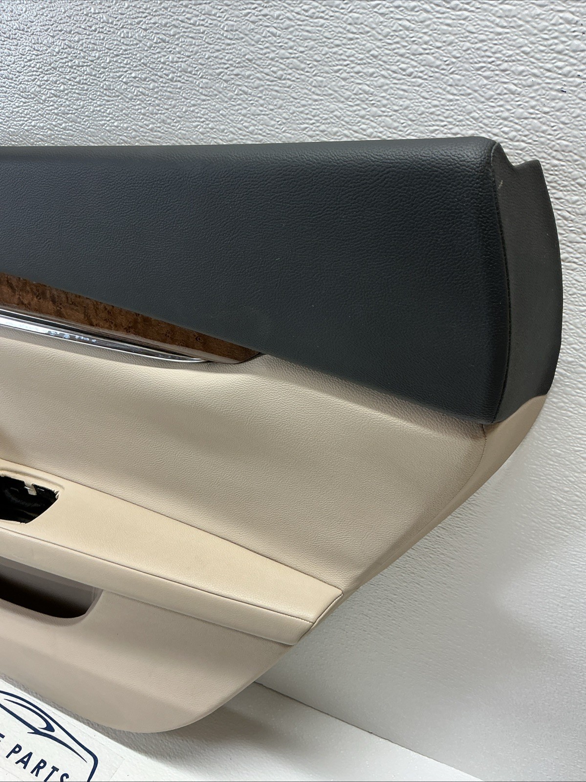 14-17 Maserati Quattroporte Rear Right Side Interior Door Panel Assembly OEM