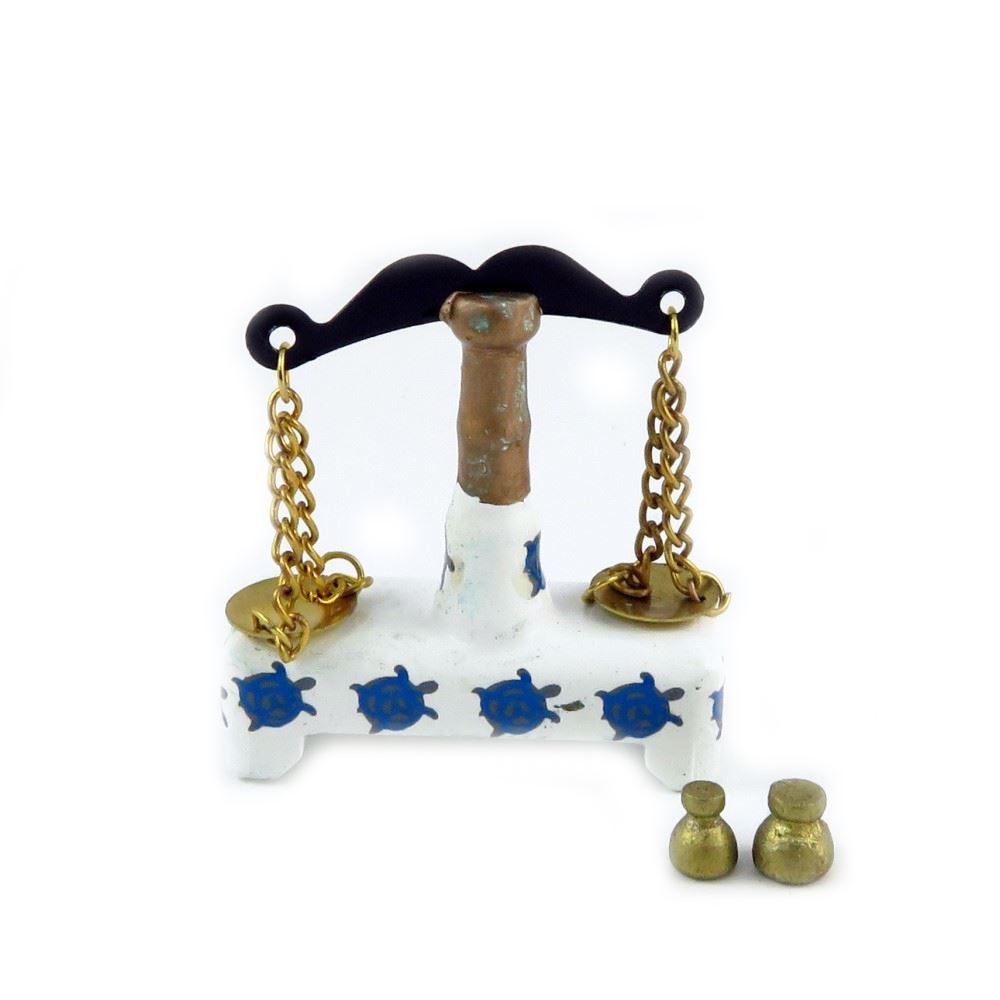 Dolls House Apothecary Chemists Weighing Scales Old Fashioned Shop Accessory