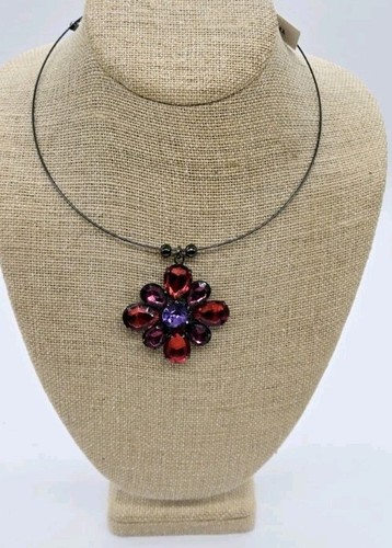 Wire Choker Pendant Necklace Crystal Flower Black Red Wrap Around Style & Co - Picture 6 of 7